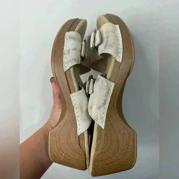 Dansko Open Toe Gold Glitter Wooden Platform Size 10.5 - Picture 6 of 9